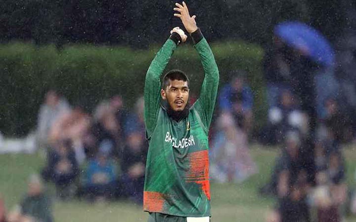 রিশাদের বোলিংয়ে মুগ্ধ কিউই ক্রিকেটাররা
