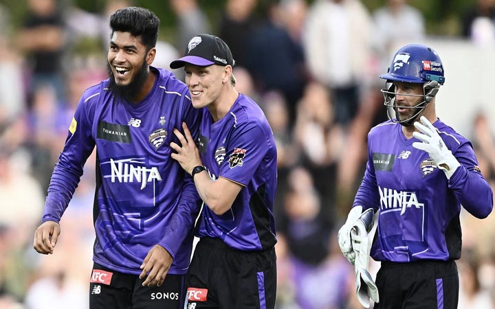 বিপিএল-বিগ ব্যাশে রিশাদের ম্যাচসহ টিভিতে খেলার সূচি