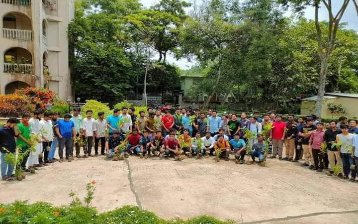 কুবিতে ছাত্রলীগের বৃক্ষরোপণ কর্মসূচি