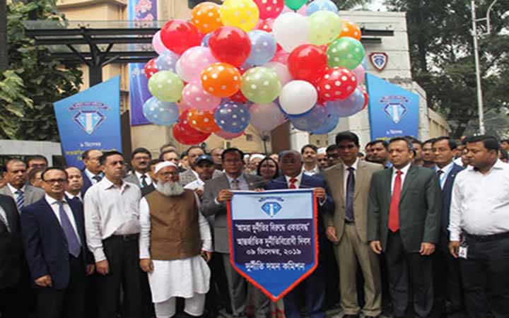 অবৈধ সম্পদ ভোগ করতে দেবে না দুদক