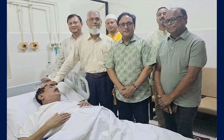 রাজশাহী মেডিকেলে ভর্তি ভূমিমন্ত্রী মিনু