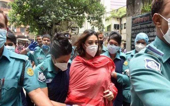 সাবরিনাকে কারাগারে প্রেরণ