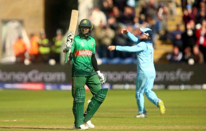 রানের পাহাড় ডিঙ্গাতে পারলো না বাংলাদেশ