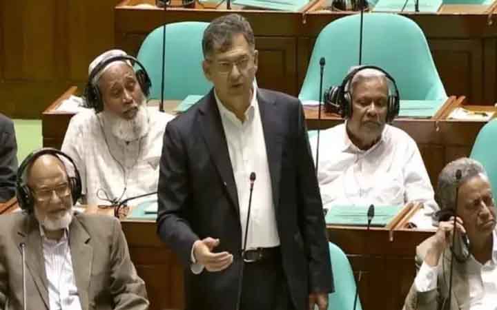প্রযুক্তির অপব্যবহারে পাচার ও চোরাচালান রুখতে নতুন আইন: স্বরাষ্ট্রমন্ত্রী