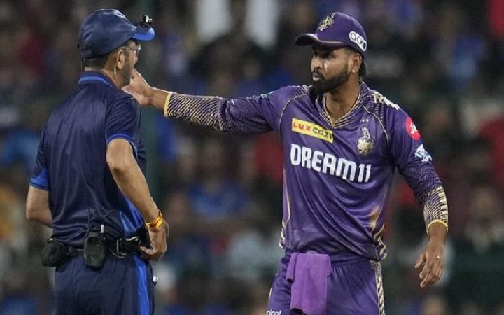 কলকাতা ফাইনালে, প্রথম ক্রিকেটার হিসেবে যে রেকর্ড শ্রেয়সের
