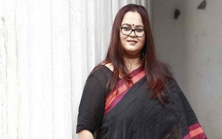 ভক্তদের সঙ্গে ছবি তোলা পছন্দ না সোহিনীর