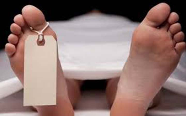 স্কুলমাঠ থেকে শিশুর মৃতদেহ উদ্ধার