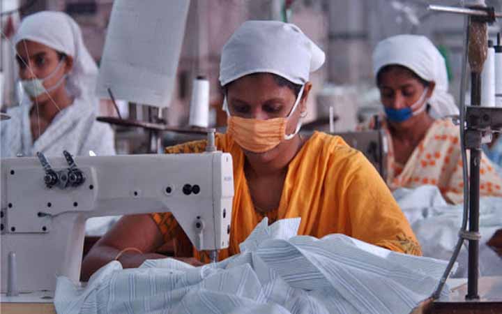 করোনা সংকটে বাংলাদেশের পোশাক শিল্প