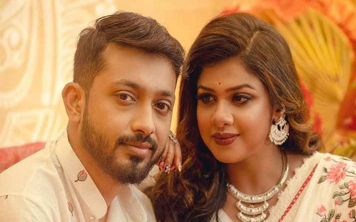 বিয়ের ৫ মাসের মাথায় মা হলেন অভিনেত্রী