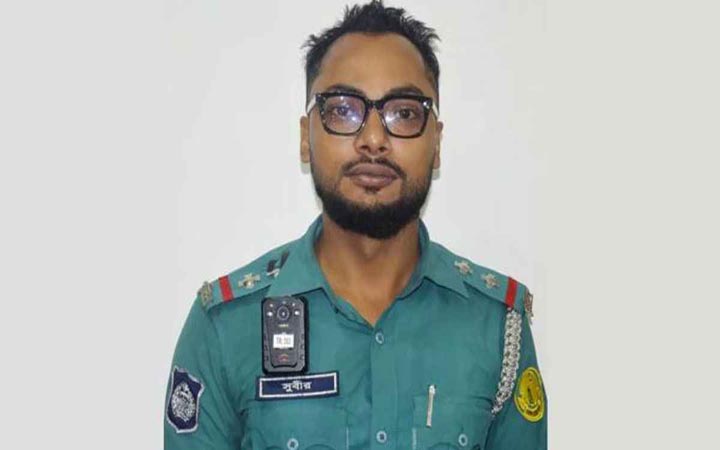 সড়ক দুর্ঘটনায় প্রাণ গেল ট্রাফিক সার্জেন্টের