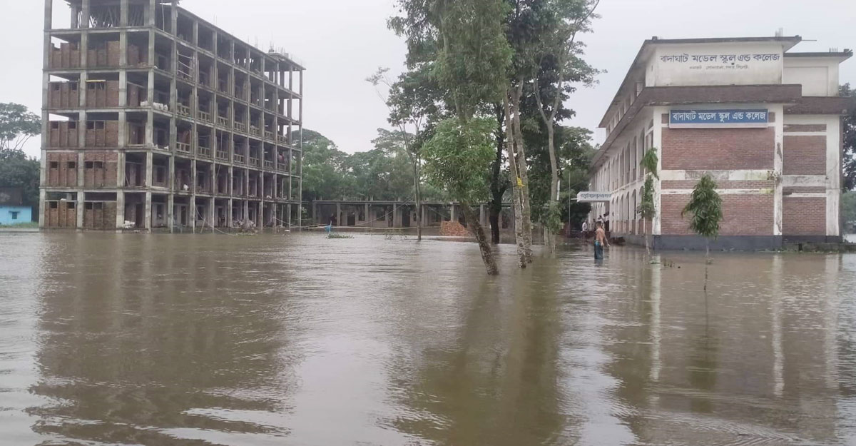 এসএসসির পুরো পরীক্ষাই স্থগিত