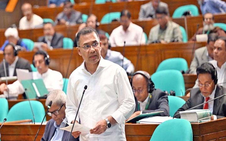 জনগণকে ‘ই-হেলথ কার্ড’ দেওয়ার উদ্যোগ নিয়েছে সরকার
