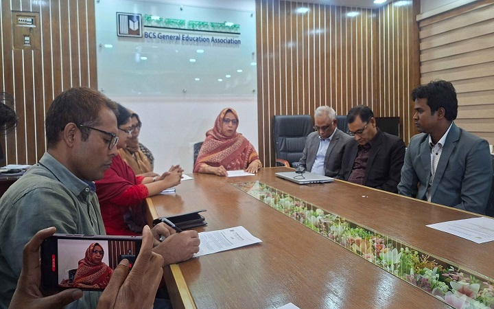 সাত কলেজের শিক্ষকদের মঙ্গলবার থেকে টানা কর্মসূচি