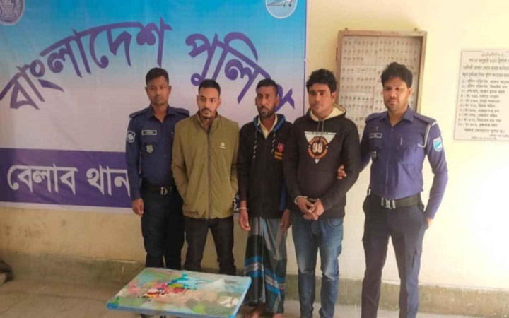 পুত্রবধূকে ধর্ষণের অভিযোগে শ্বশুর গ্রেফতার