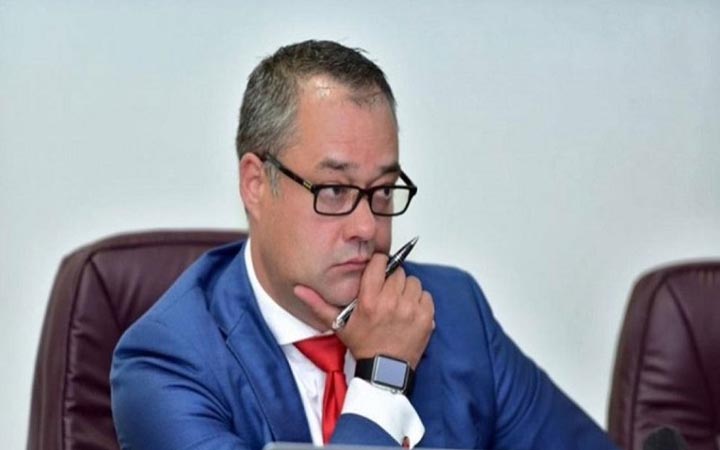 চিফ প্রসিকিউটরের বিশেষ পরামর্শক হলেন টবি ক্যাডম্যান