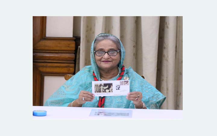 বাংলাদেশ স্কাউটের সূবর্ণ জয়ন্তী উপলক্ষে প্রধানমন্ত্রীর স্মারক ডাকটিকিট অবমুক্ত