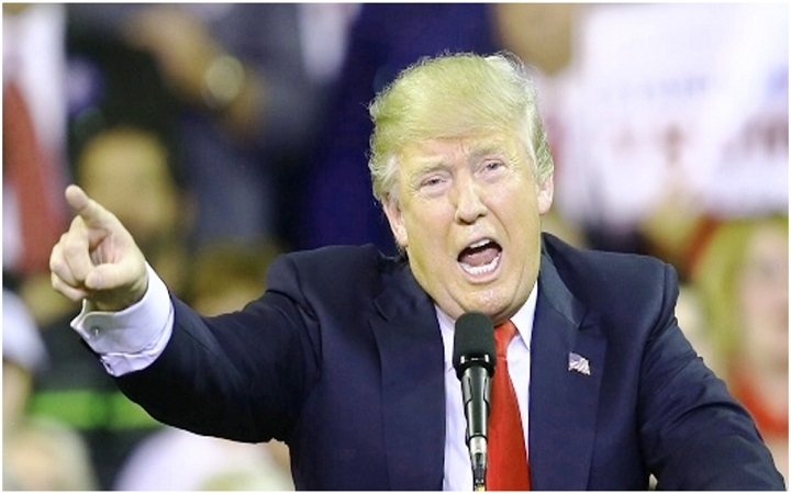 তেলের দাম বাড়াবেন না, আমি নজর রাখছি: হুঁশিয়ারি ট্রাম্পের