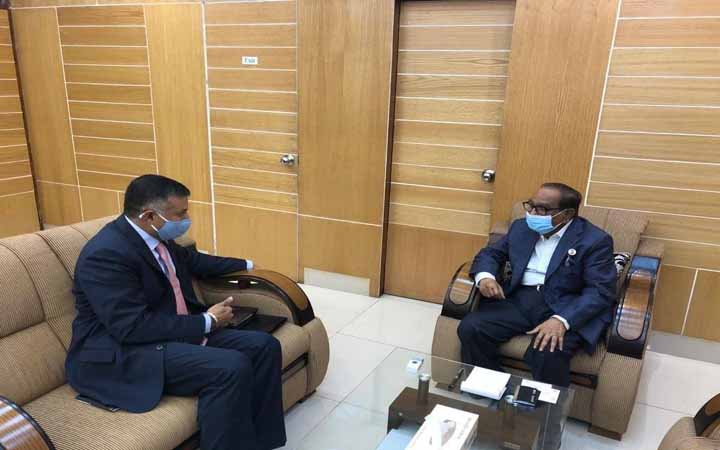 এইচ টি ইমামের সঙ্গে ভারতীয় হাইকমিশনারের সৌজন্য সাক্ষাৎ