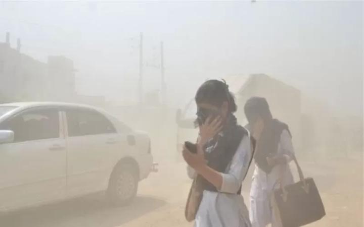 ঢাকা বিশ্বের তৃতীয় দূষিত বাতাসের শহর
