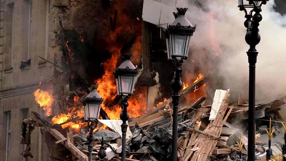 ফ্রান্সে ভয়াবহ বিস্ফোরণে আহত ৩৭