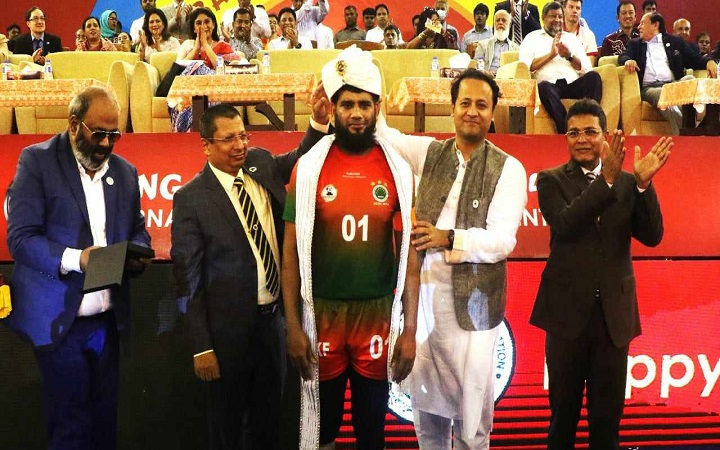 চ্যাম্পিয়ন আরদুজ্জামানের রাজকীয় বিদায়