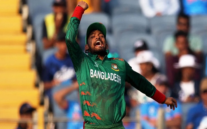 আমিরাতের বিপক্ষে বদলি হিসেবে মাঠে নেমে বিশ্ব রেকর্ড গড়লেন শান্ত