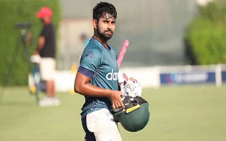 ম্যাচ হারের পর দর্শকদের সঙ্গে তর্কে জড়ালেন শামীম