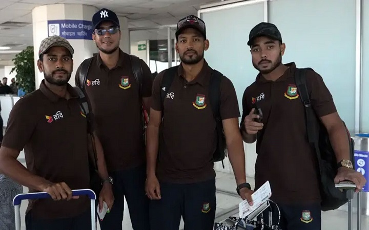 ক্যান্ডিতে রাজকীয় অভ্যর্থনা পেলেন শান্ত-লিটনরা