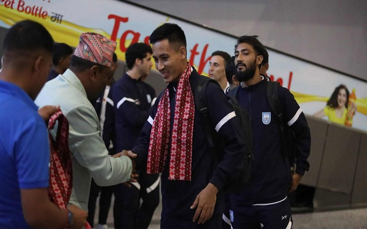 অবশেষে নেপাল পৌঁছালেন জামালরা