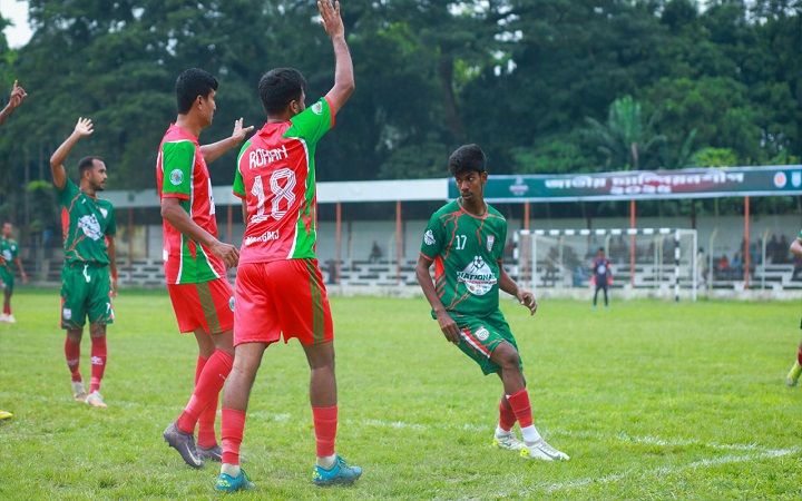 জাতীয় চ্যাম্পিয়নশিপ : ৯ স্বাগতিক দলের জয়