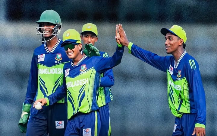 অনূর্ধ্ব-১৯ দলের কাছে হারলেন তামিমরা