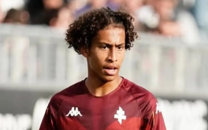 আগুনে ৩০ শতাংশ পুড়েও পেশাদার ফুটবলে ফিরলেন সান্তোস