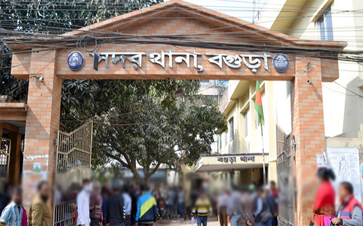 সিনেমা স্টাইলে হোটেল ম্যানেজারের ছুরিকাঘাতে প্রাণ নিল তারা