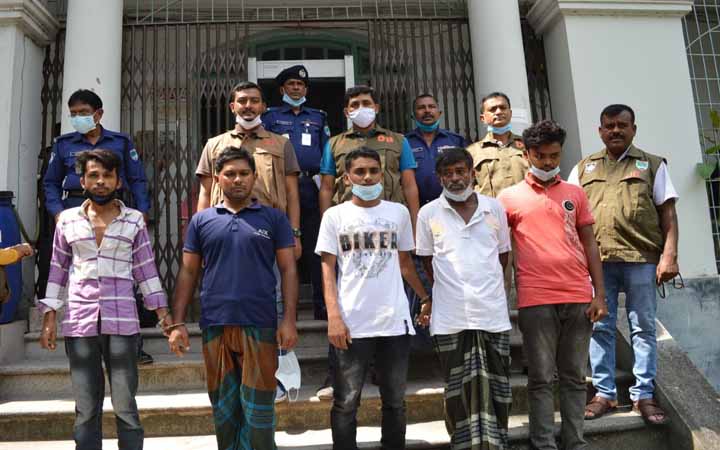 যশোরে ইজিবাইক চালক হত্যা : আটক ৫