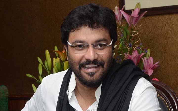 ভারত :  রাজনীতি ছেড়ে দিলেন বাবুল সুপ্রিয়!