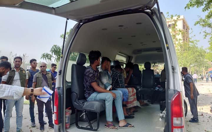 পাবিপ্রবিতে ছাত্রলীগের দুই গ্রুপের সংঘর্ষ, আহত ১৫