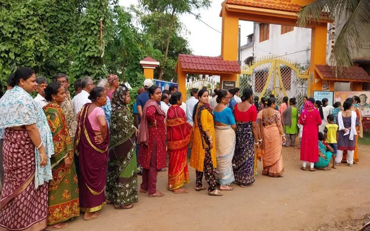 পশ্চিমবঙ্গে বিধানসভার নির্বাচনে ভোট দিলেন ৯০ শতাংশ ভোটার