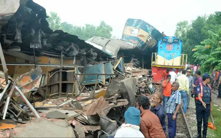 ট্রেন দুর্ঘটনায় ৩ টি  তদন্ত কমিটি গঠন