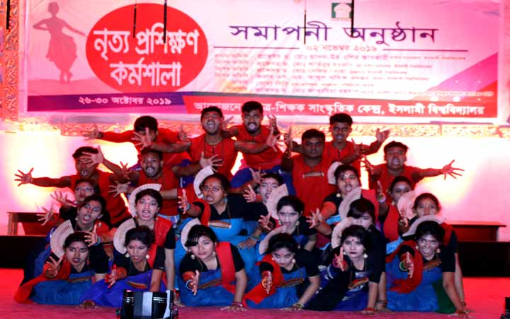 ইবিতে নৃত্য নাট্যে মহান মুক্তিযুদ্ধ