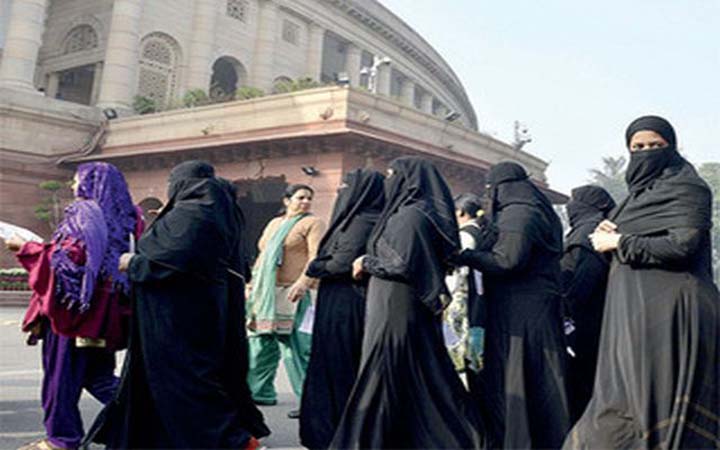 ভারতে প্রজননের হার বেশি কমেছে মুসলিমদের