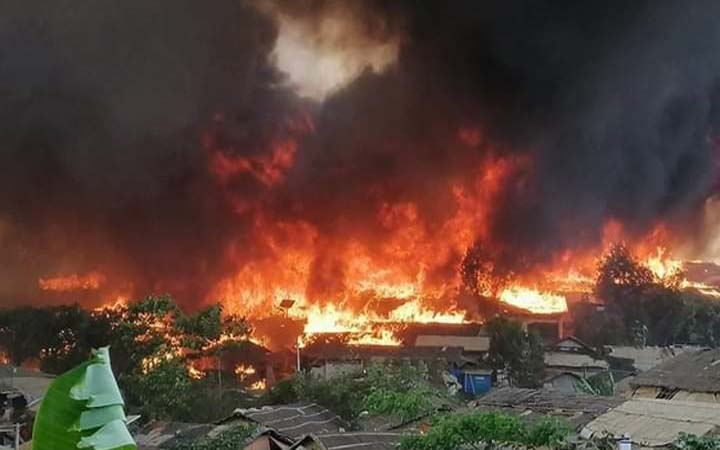 কক্সবাজারে রোহিঙ্গা ক্যাম্পে ভয়াবহ আগুন