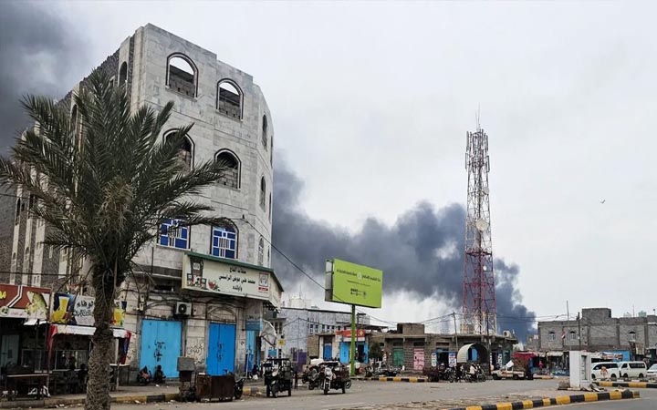 ইয়েমেনে হুথিদের হামলায় নিহত ১১