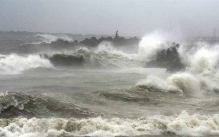 সাগরের নিম্নচাপটি ক্রমশ দুর্বল হচ্ছে