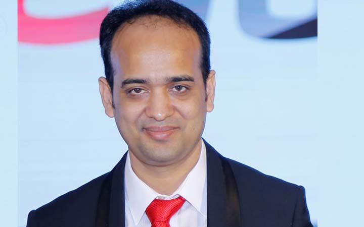 ইভ্যালির সিইও রাসেলকে জেলগেটে জিজ্ঞাসাবাদের নির্দেশ
