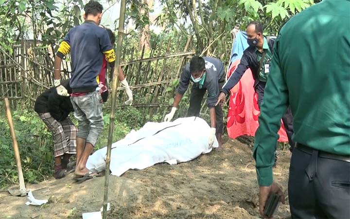 খুলনা প্রকৌশল ও প্রযুক্তি বিশ্ববিদ্যালয়ের অধ্যাপক ড.সেলিম হোসেনের মরদেহ উত্তলন