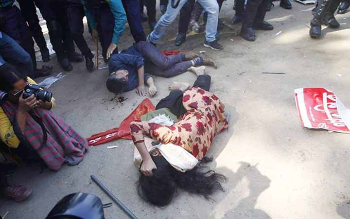 রাজধানীতে বামজোটের সঙ্গে পুলিশের সংঘর্ষ,আহত ১৪