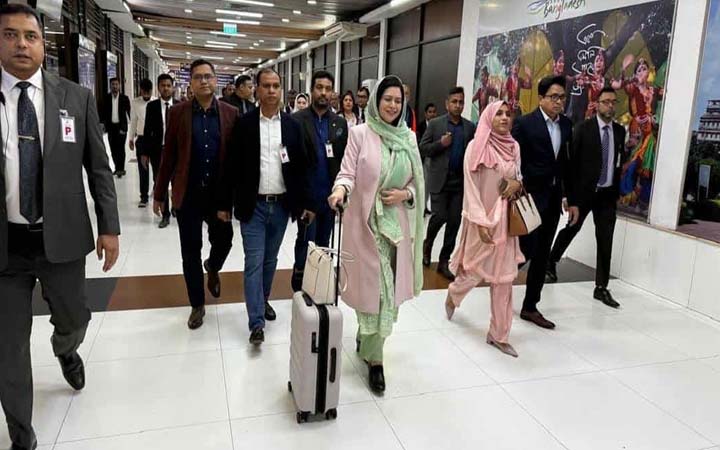 লন্ডন গেছেন ডা. জুবাইদা রহমান