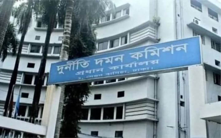 দুর্নীতির বিরুদ্ধে অবস্থান নেয়ায় হেনস্থার শিকার হলে প্রভাব কী হতে পারে