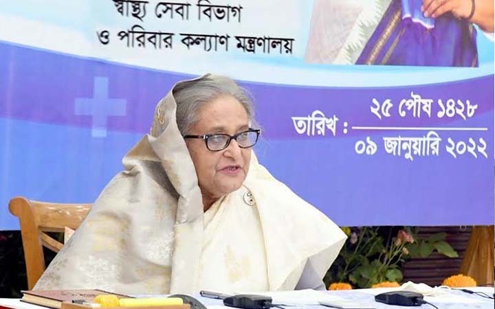 গবেষণায় সময় দিতে চিকিৎসকদের প্রতি প্রধানমন্ত্রীর আহ্বান