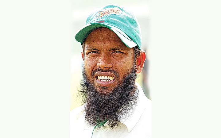 তামিম-রিয়াদদের  ফিল্ডিং কোচ রাজিন সালেহ